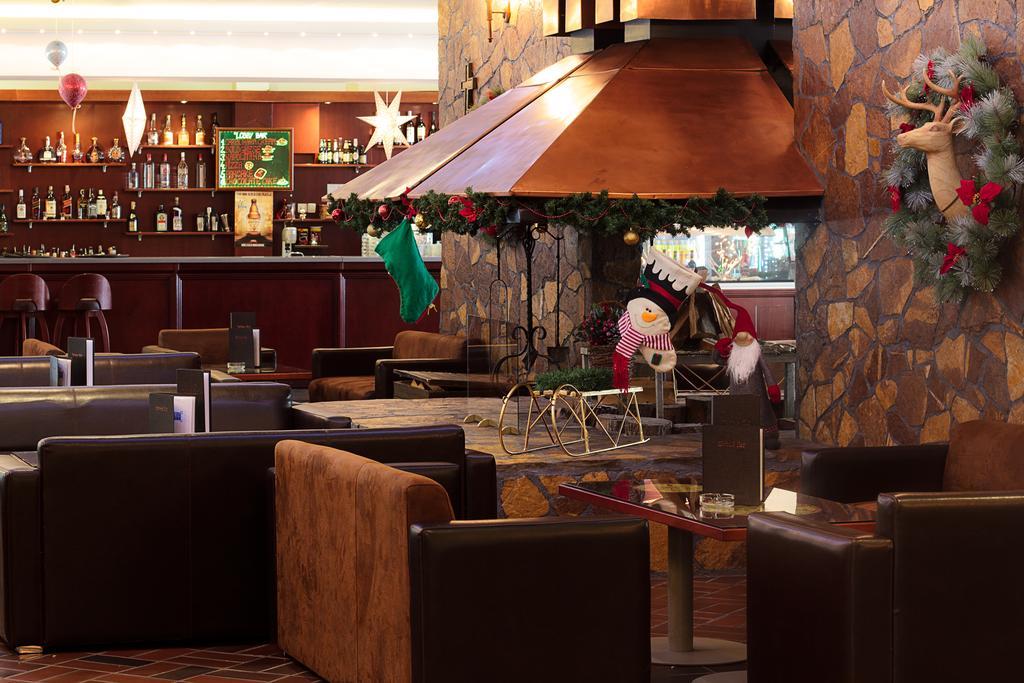 קופאוניק Hotel Junior מראה חיצוני תמונה