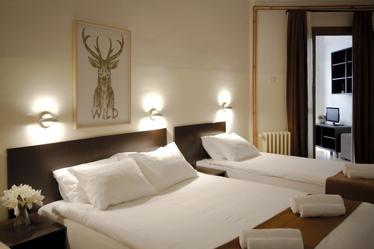 קופאוניק Hotel Junior מראה חיצוני תמונה